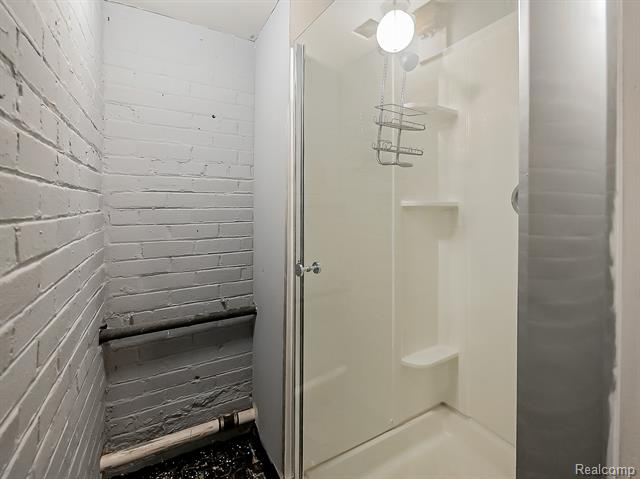 Builiding view forty six for 491 Grand, Detroit, MI. 48207