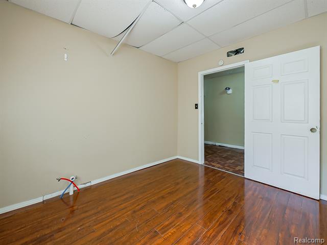 Builiding view nineteen for 491 Grand, Detroit, MI. 48207