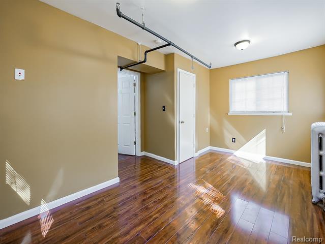 Builiding view thirty four for 491 Grand, Detroit, MI. 48207