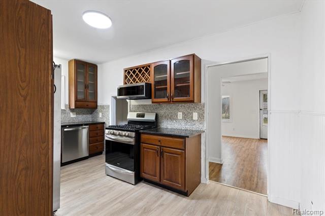 Builiding view four for 4203 Minerva, Flint, MI. 48504