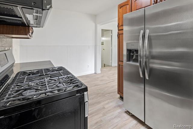 Builiding view nine for 4203 Minerva, Flint, MI. 48504