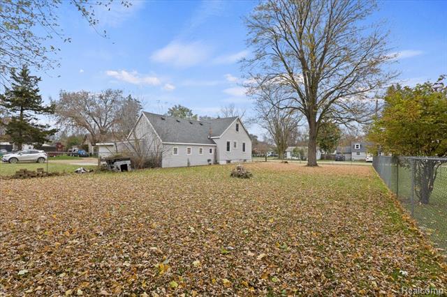 Builiding view thirty one for 4203 Minerva, Flint, MI. 48504