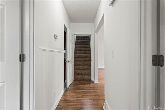 Builiding view twelve for 4203 Minerva, Flint, MI. 48504