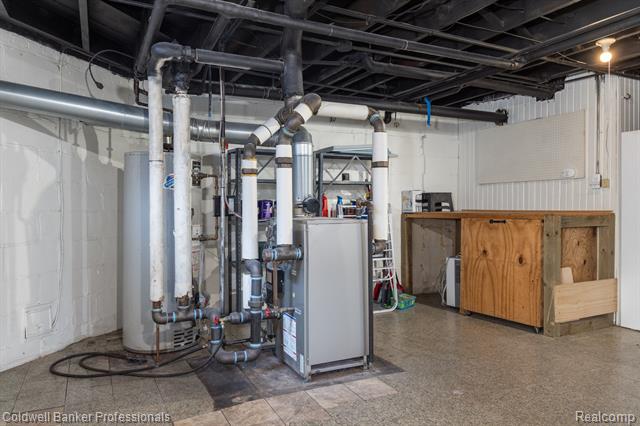 Builiding view forty one for 42 Cranford, Grosse Pointe, MI. 48230