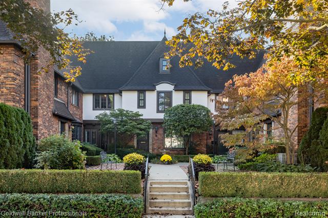 Builiding view forty three for 42 Cranford, Grosse Pointe, MI. 48230