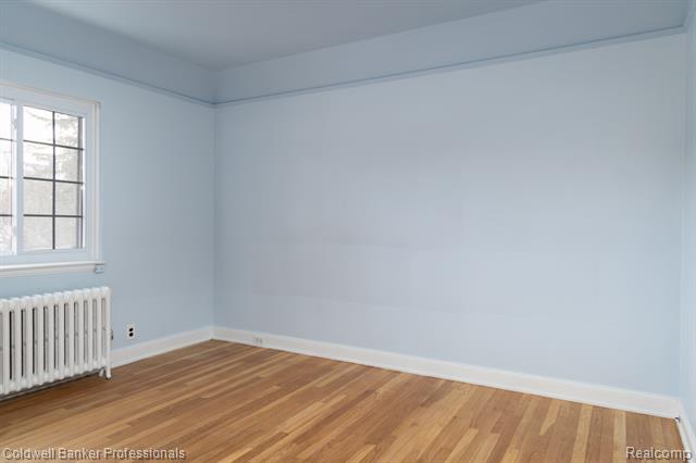 Builiding view twenty nine for 42 Cranford, Grosse Pointe, MI. 48230