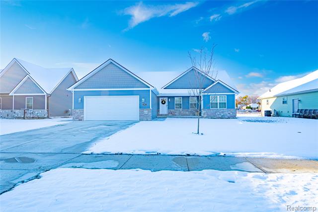 Builiding view one for 247 Carney, Saint Clair, MI. 48079