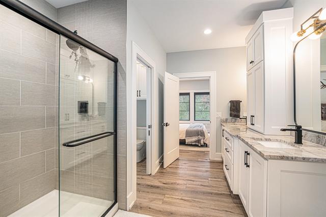 Builiding view nineteen for 2897 Duneside, Muskegon, MI. 49441