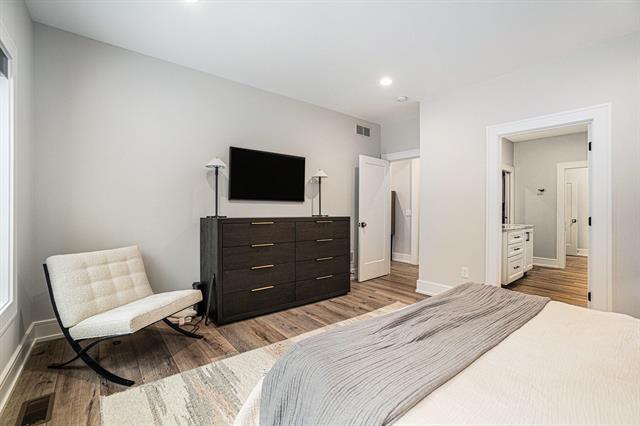 Builiding view seventeen for 2897 Duneside, Muskegon, MI. 49441