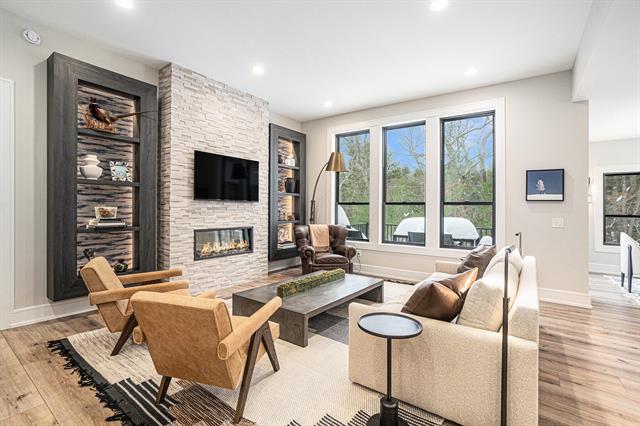 Builiding view thirteen for 2897 Duneside, Muskegon, MI. 49441