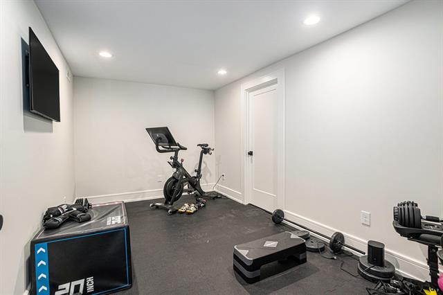 Builiding view thirty nine for 2897 Duneside, Muskegon, MI. 49441