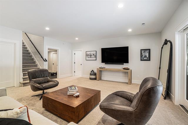 Builiding view thirty for 2897 Duneside, Muskegon, MI. 49441