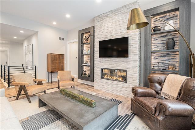 Builiding view twelve for 2897 Duneside, Muskegon, MI. 49441