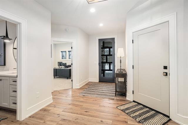 Builiding view twenty four for 2897 Duneside, Muskegon, MI. 49441