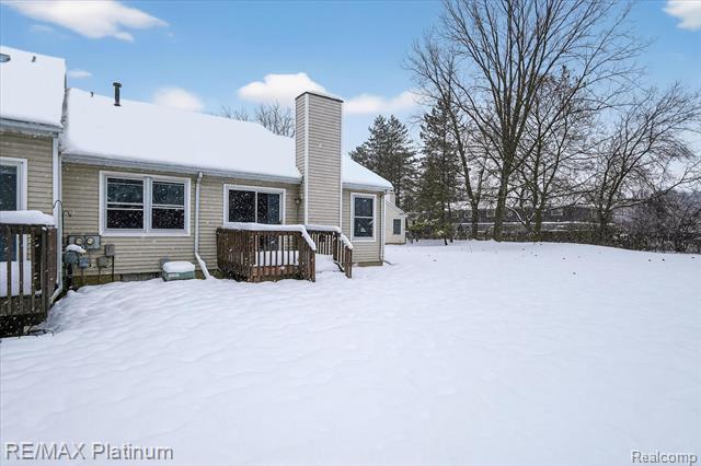 Builiding view thirty one for 226 Meadow Pointe, Fenton, MI. 48430