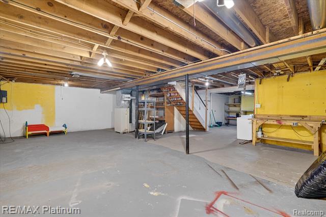 Builiding view twenty four for 226 Meadow Pointe, Fenton, MI. 48430