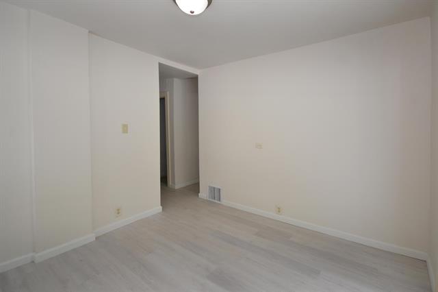 Builiding view seven for 80 Vineyard, Battle Creek, MI. 49037