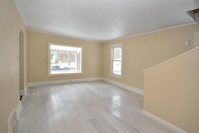 Builiding view two for 80 Vineyard, Battle Creek, MI. 49037