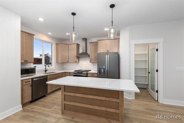 Builiding view six for 5548 Albright, Grandville, MI. 49418