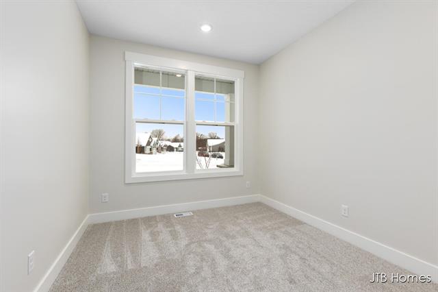 Builiding view sixteen for 5548 Albright, Grandville, MI. 49418