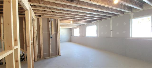 Builiding view twenty four for 5548 Albright, Grandville, MI. 49418