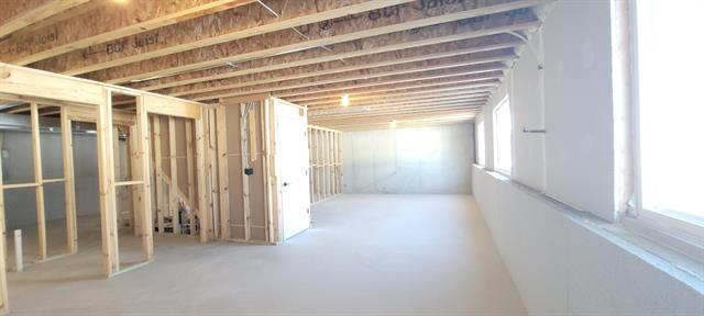 Builiding view twenty three for 5548 Albright, Grandville, MI. 49418