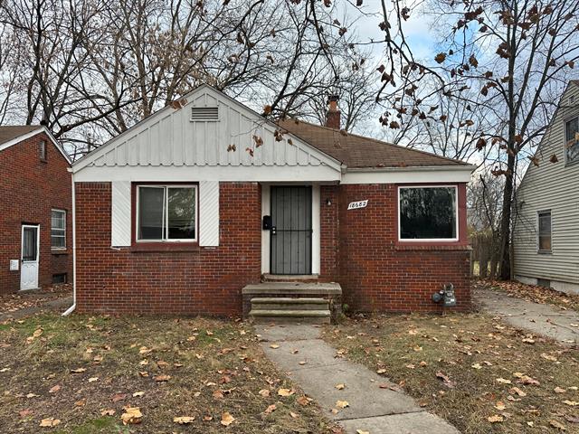 front view picture of 18682 Avon Avenue, Detroit, MI. 48219