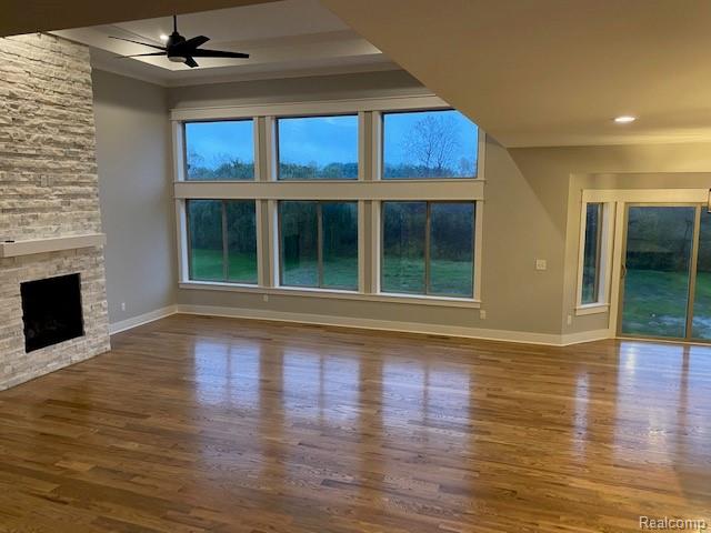 Builiding view seven for 5873 Saratoga, Oxford, MI. 48371