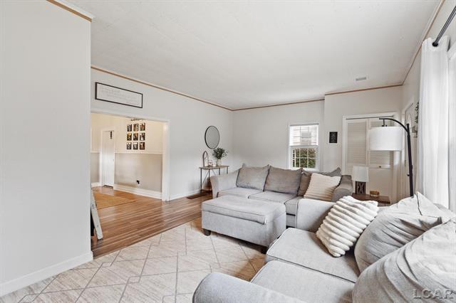 Builiding view five for 215 Oneida, Tecumseh, MI. 49286