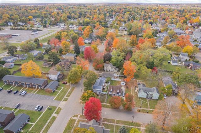 Builiding view forty two for 215 Oneida, Tecumseh, MI. 49286