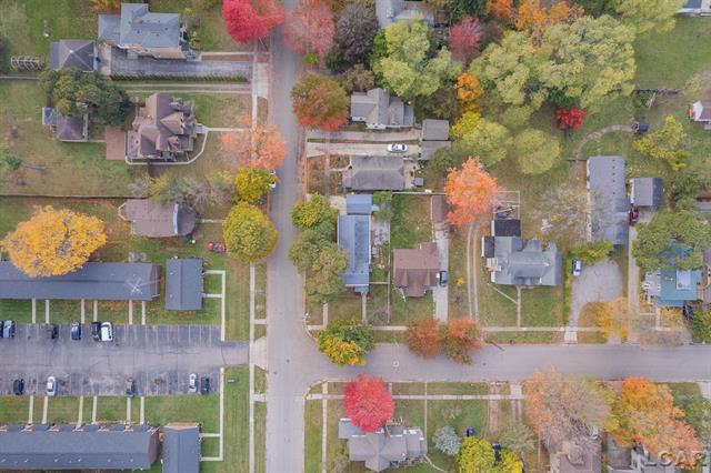 Builiding view forty for 215 Oneida, Tecumseh, MI. 49286