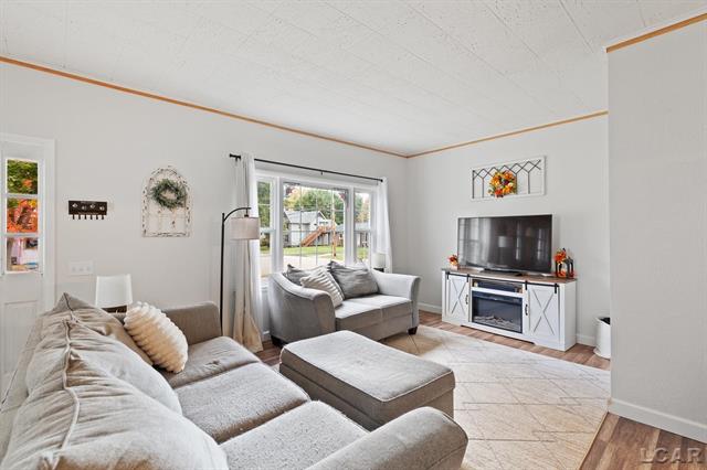 Builiding view three for 215 Oneida, Tecumseh, MI. 49286