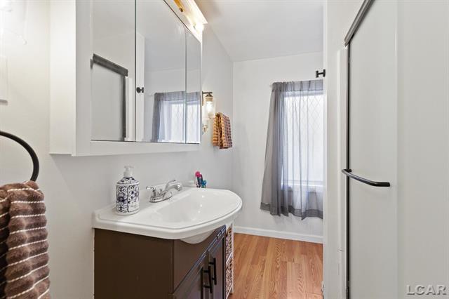 Builiding view twenty four for 215 Oneida, Tecumseh, MI. 49286