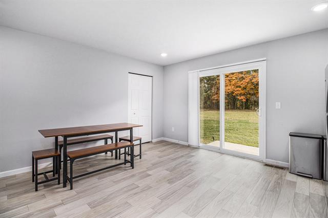 Builiding view five for 47223 Silver Oaks, Mattawan, MI. 49071