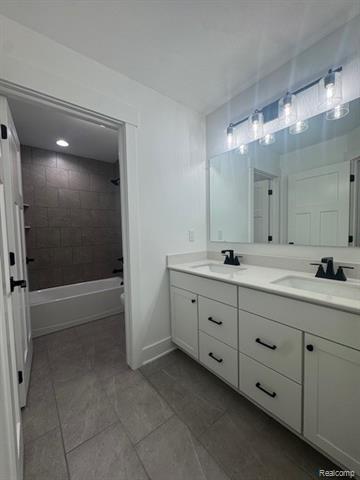 Builiding view thirty one for 22615 Novi, Novi, MI. 48375