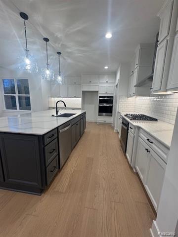 Builiding view twenty for 22615 Novi, Novi, MI. 48375