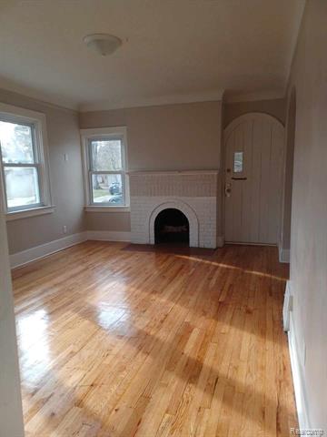 Builiding view nine for 15496 Minock, Detroit, MI. 48223