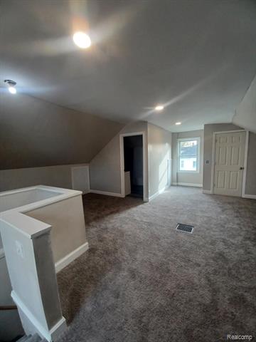 Builiding view nineteen for 15496 Minock, Detroit, MI. 48223