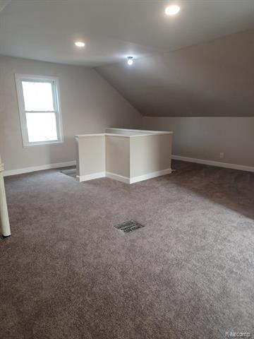 Builiding view sixteen for 15496 Minock, Detroit, MI. 48223