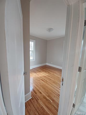 Builiding view thirteen for 15496 Minock, Detroit, MI. 48223