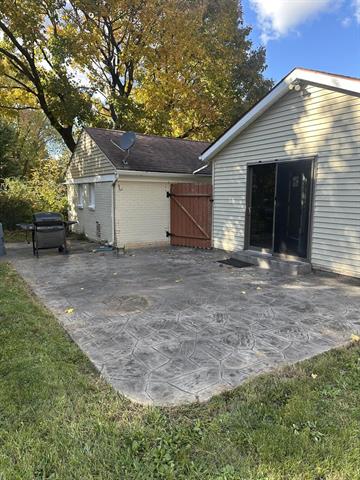 Builiding view sixteen for 2915 Milham, Portage, MI. 49024