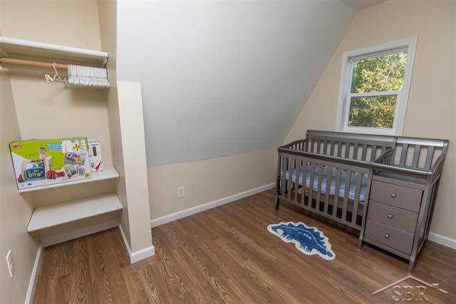 Builiding view thirteen for 1108 Linn, Bay City, MI. 48706