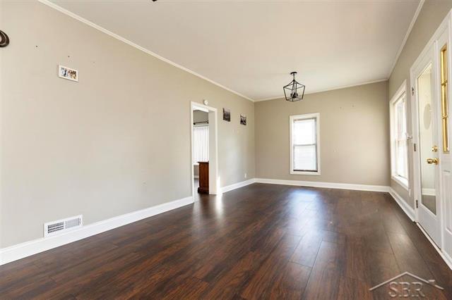 Builiding view three for 1108 Linn, Bay City, MI. 48706