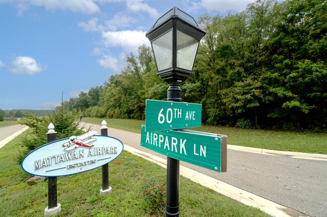 Builiding view thirty one for 61121 Airpark, Mattawan, MI. 49071