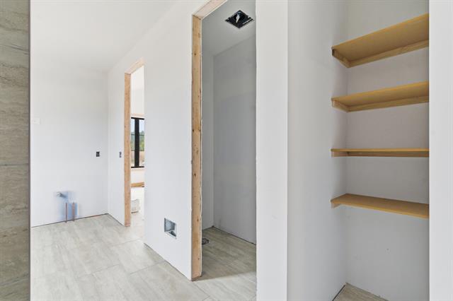 Builiding view twenty one for 61121 Airpark, Mattawan, MI. 49071