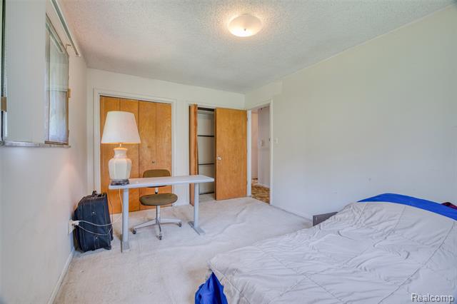 Builiding view nineteen for 3020 Glengary, Commerce Township, MI. 48382