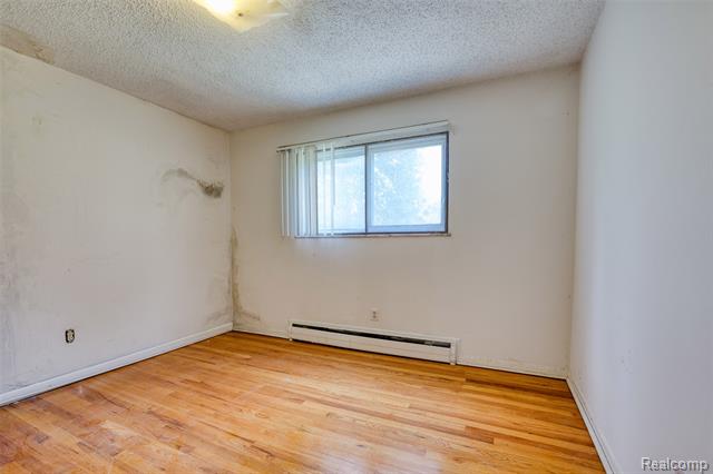 Builiding view twenty for 3020 Glengary, Commerce Township, MI. 48382