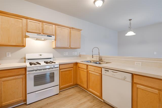 Builiding view fifteen for 29581 Trail Creek, New Boston, MI. 48164