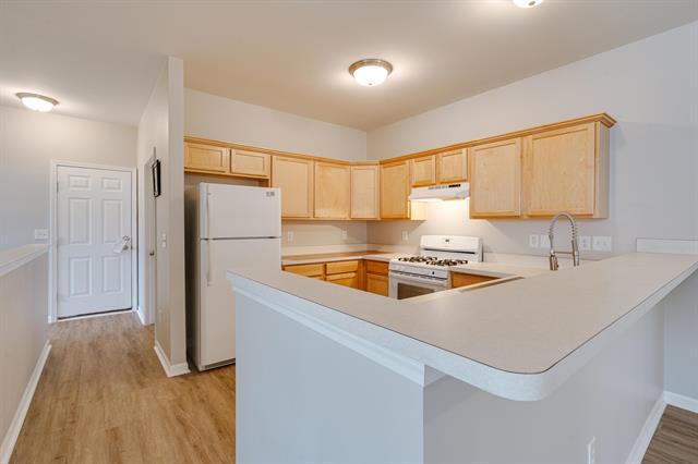 Builiding view thirteen for 29581 Trail Creek, New Boston, MI. 48164