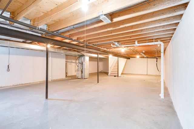 Builiding view thirty six for 29581 Trail Creek, New Boston, MI. 48164